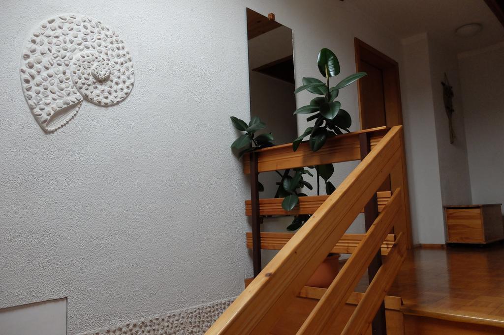 Apartment Milena Nomenj Bagian luar foto