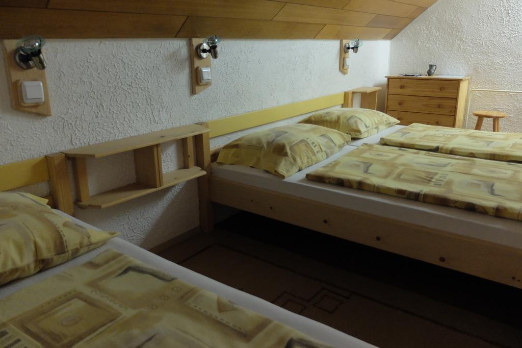 Apartment Milena Nomenj Bagian luar foto